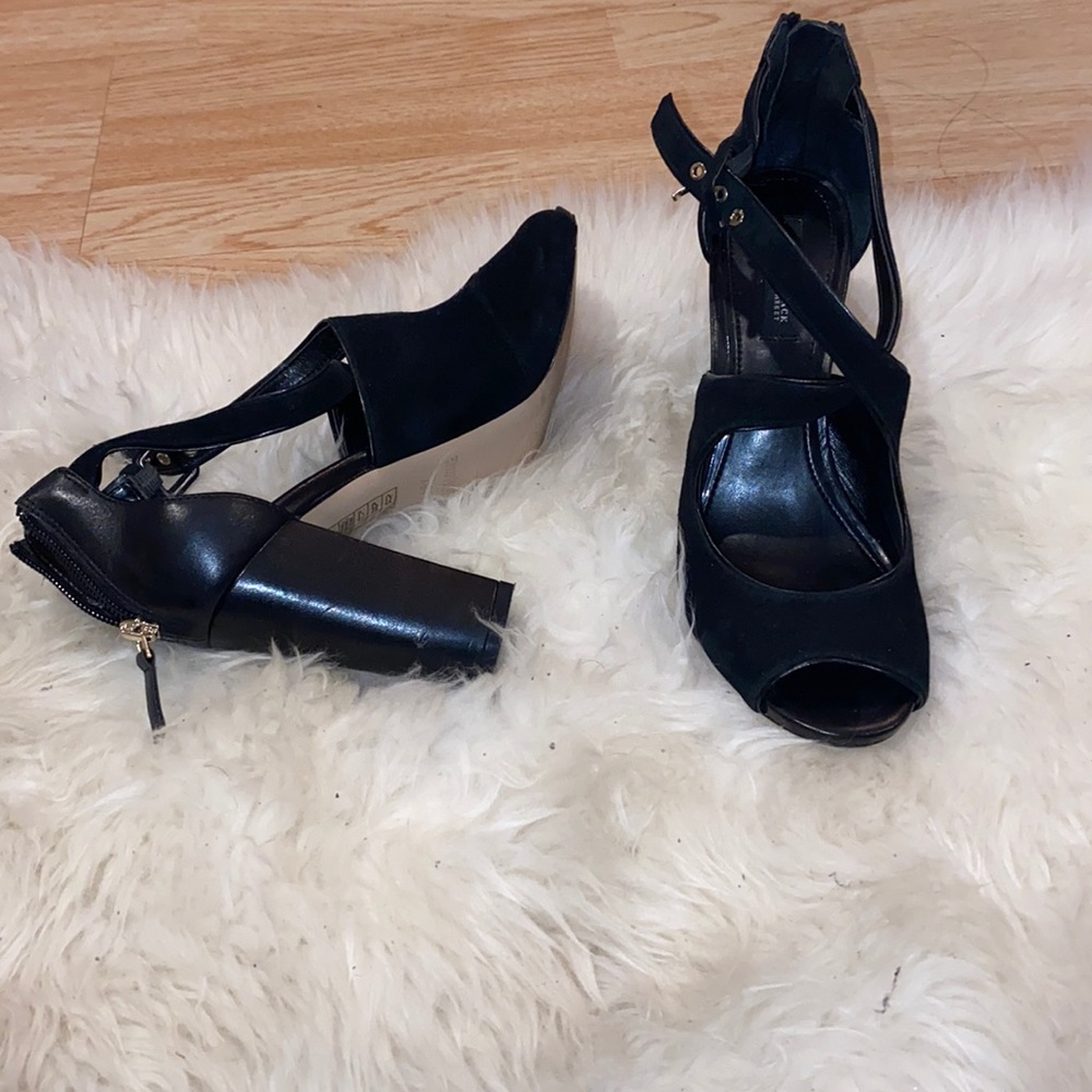 Peep toe heels